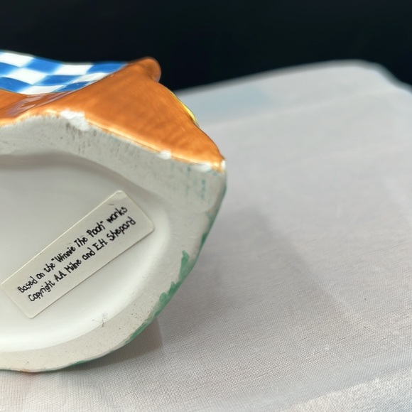 Winnie the Pooh and piglet sal and pepper shakers - Picture 6 of 6